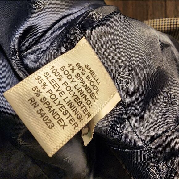 Banana republic - Picture 6 of 9